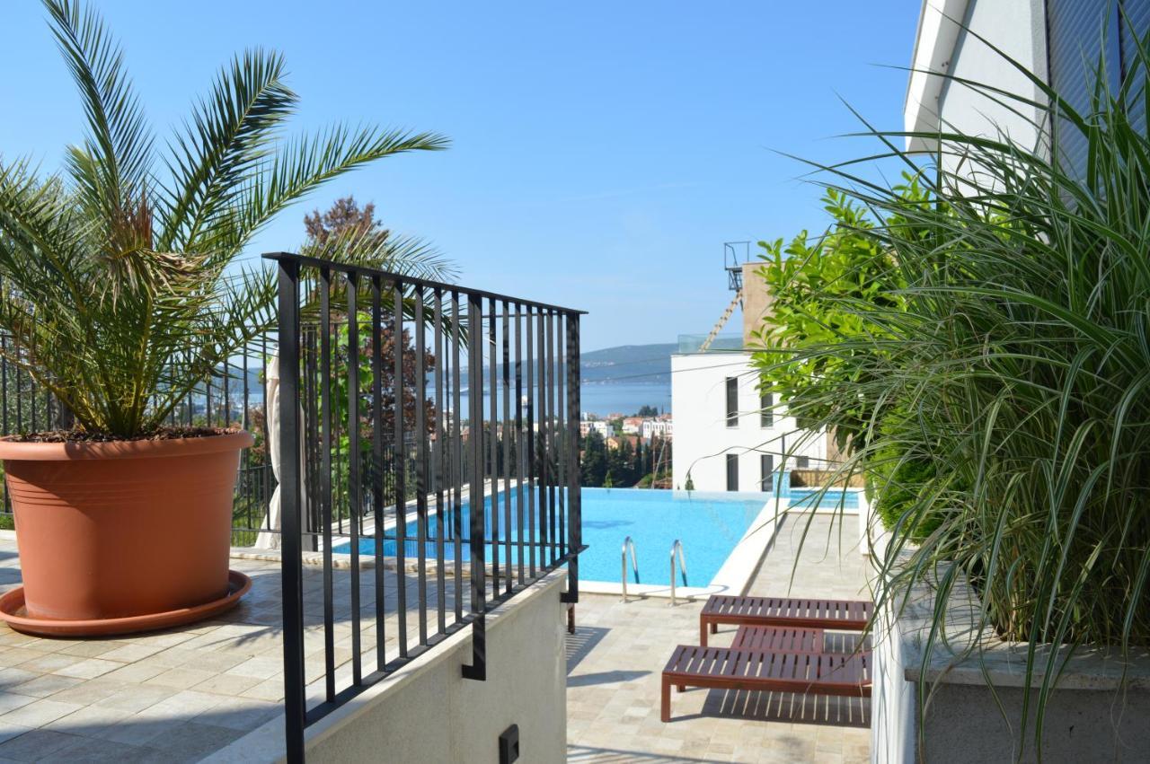 Apartment Line One Tivat Exterior photo
