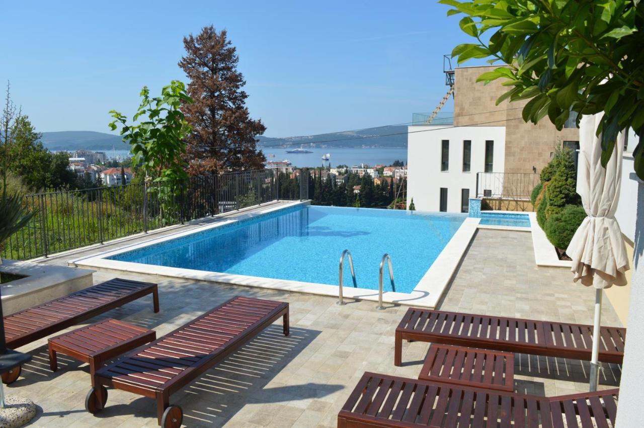 Apartment Line One Tivat Exterior photo